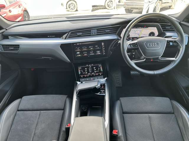 e-tronスポーツバック55 クワトロ 1st エディション 4WD