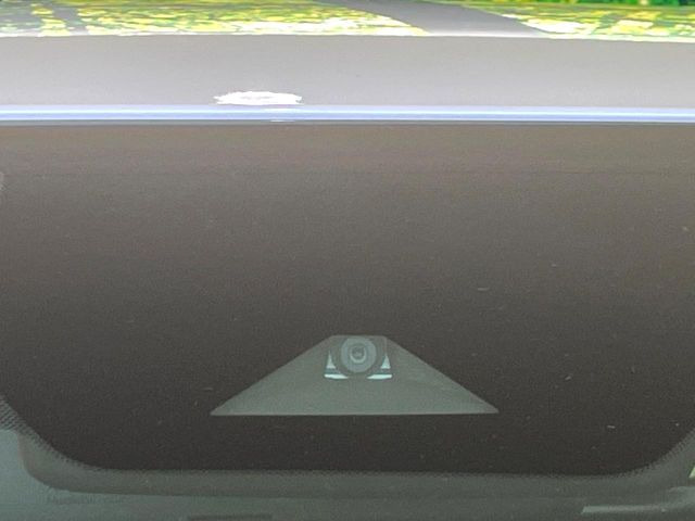 �y�C���e���W�F���g�G�}�[�W�F���V�[�u���[�L�z�t�����g�J�����őO���̎ԗ�����s�҂����m�B�Փ˂������Ȏ��͏Փ˔�Q�y���u���[�L���쓮�A�Փˉ�����T�|�[�g�B�����S�Ƀh���C�u�����y���݂��������܂��B