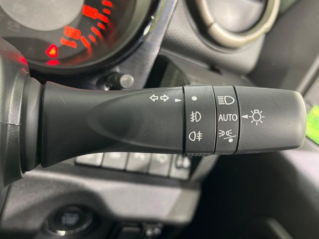 �y�I�[�g���C�g�z����̖��邳�ɉ����Ď����Ńw�b�h���C�g�̓_���E�������ł���@�\�ł�!���C�g�̕t���Y��E�����Y��Ȃǂ������Ȃ�A�J�̓���[���̑��s�����S!�g���l���ʉߎ����֗��ł��ˁ�