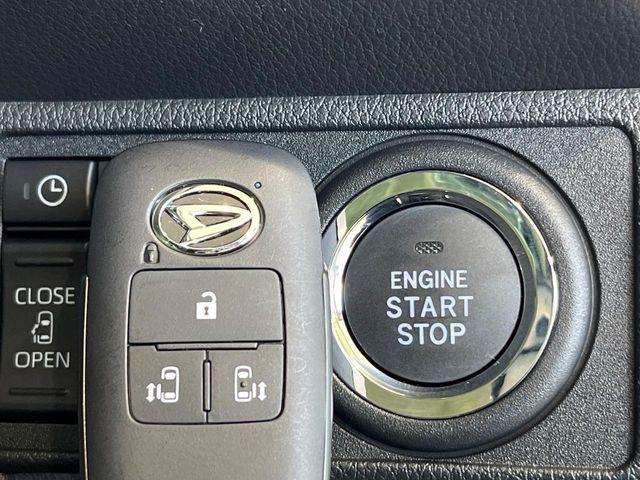 �y�L�[�t���[�V�X�e���z�J�o����|�P�b�g�ɓ��ꂽ�܂܂ł��h�A�̎{���E�������\�ȃX�}�[�g�L�[�𑕔��B�G���W���̃I���E�I�t�����J�M�����o���K�v����������Ƃ��Ă��֗��ł���