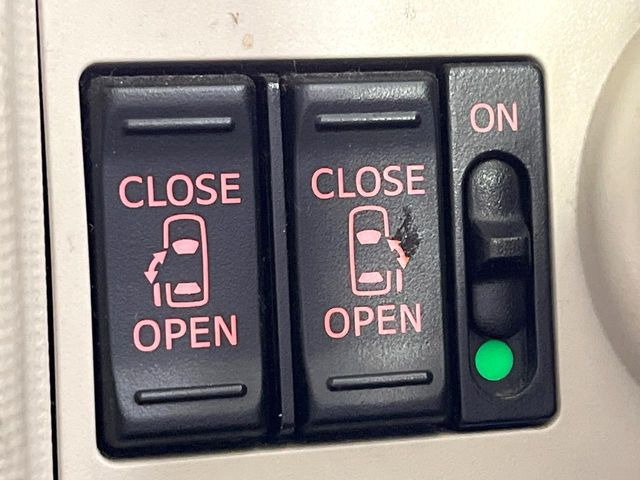 �y�����p���[�X���C�h�h�A�z�X�}�[�g�L�[��^�]�Ȃ̃X�C�b�`�Ō�ȗ����X���C�h�h�A�̊J���\���d��������͂����ăh�A���J����K�v�������A�����Ȃ��q�l�ł��ȒP�ɊJ���߂ł����K�ł���