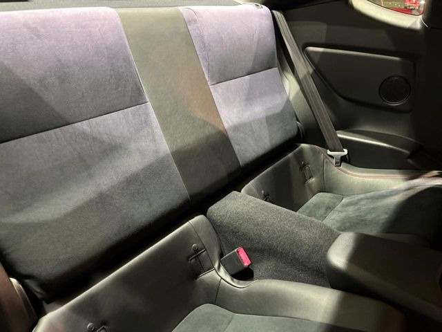 �㕔���Ȃ��C�ɂȂ�悤�ȃL�Y�E�����ւ��蓙�A�傫�ȃ_���[�W�͂Ȃ��A�ǍD�ȏ�Ԃł��B