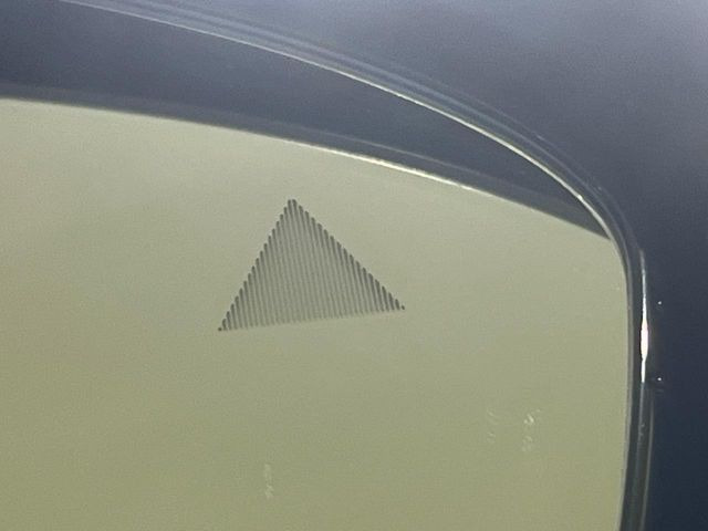 �y������p���m�z���s���A�h�A�~���[�̎��p�ɂȂ�₷���ӏ��Ɍ㑱�Ԃ��ڋ߂���ƃT�C�h�~���[�t�߂Ɍx����\���A�h���C�o�[�ɒ��ӊ��N�����Ă���܂��B