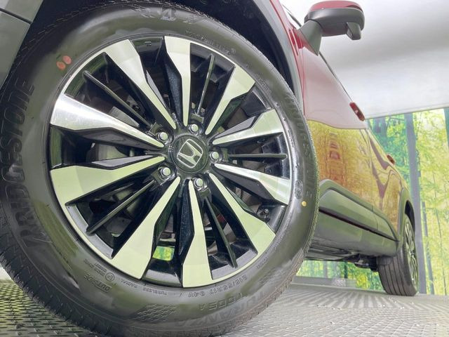 �y�����A���~�z�C�[���z�O�ςɃ}�b�`���������A���~�z�C�[���𑕒����Ă���܂��B�e��ЊO�A���~�z�C�[����A�X�^�b�h���X�^�C�����戵�����Ă���܂��B���񂲑��k����������