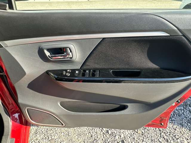 ���Ђł͌��I�������Ԃ𖈌���ʂɎd������s�Ȃ��A�����߂₷�����i�ł��񋟂��Ă���܂���