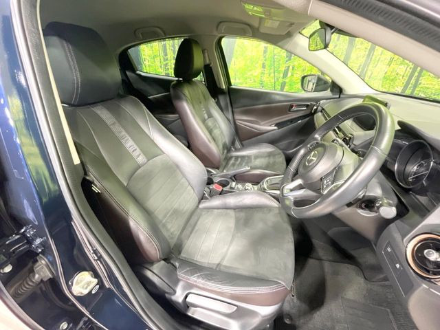 �y�n�[�t���U�[�V�[�g�z�������ƍ���S�n�𗼗������l�C�̃V�[�g���w�ʁE���ʂ̃t�@�u���b�N�f�ނ́A�ʋC���̗ǂ��⊊��ɂ����ɗD��Ă��܂��B�C���╞���ɍ��E���ꂸ���K�ɂ���肢�������܂��B