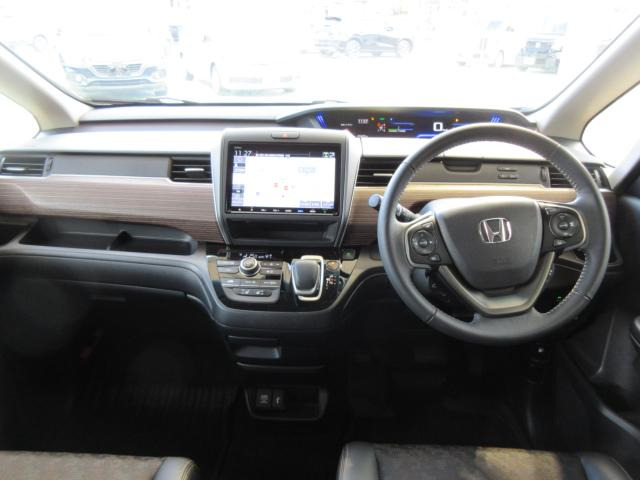 フリード+1.5 ハイブリッド クロスター