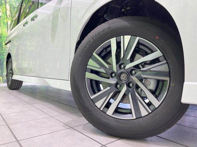 �y����16�C���`�A���~�z�C�[���z�O�ςɃ}�b�`���������A���~�z�C�[���𑕒����Ă���܂��B�e��ЊO�A���~�z�C�[����A�X�^�b�h���X�^�C�����戵�����Ă���܂��B���񂲑��k����������