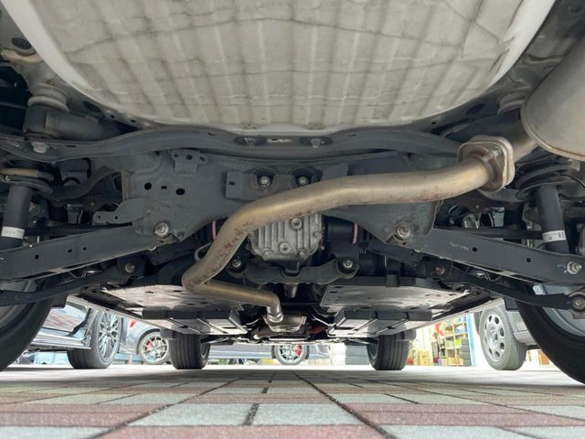 ����肪���ꂢ�Ȃ����ɁA�h�K���H�̎{�H���I�X�X���B�~��n��͂������A���ݕ��ɂ��Z���̕���A��Ń}�����E�E�B���^�[�X�|�[�c���������ɂ��D�]���������Ă���܂��B