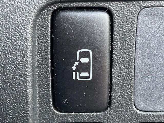 �y�p���[�X���C�h�h�A�z�X�}�[�g�L�[��^�]�Ȃ̃X�C�b�`�ŃX���C�h�h�A�̊J���\���d��������͂����ăh�A���J����K�v�������A���������q�l�ł��A�d���ו��������Ă��鎞�����N�ɊJ���߂ł��܂���