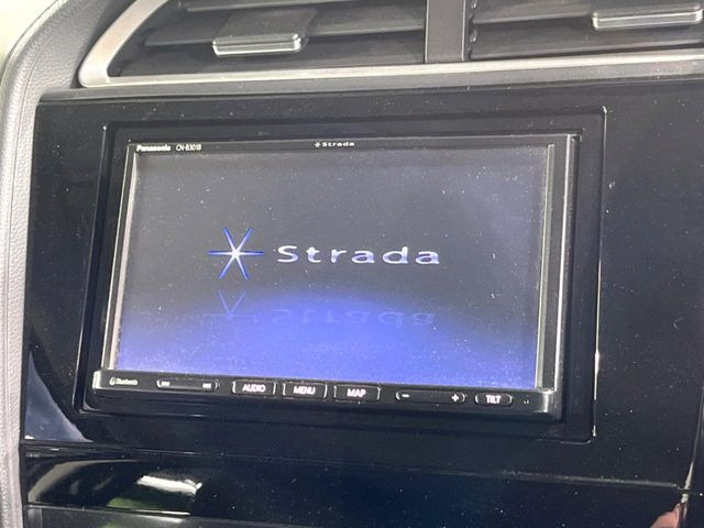 �y�i�r�Q�[�V�����z�g���₷���i�r�ŖړI�n�܂ł�������ē����Ă���܂��B�e��I�[�f�B�I�Đ��@�\���[�����Ă���A���Ԃ̉^�]������Ɋy�����Ȃ�܂�!!