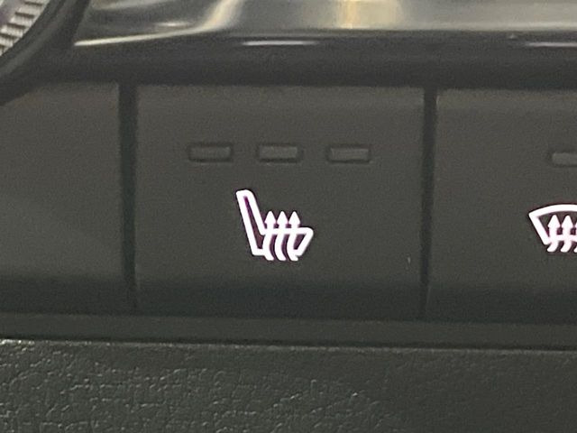 �y�V�[�g�q�[�^�[�z�������ɏd�󂷂�V�[�g�q�[�^�[!�G�A�R����葁�����܂��Ă����̂Ŋ�����̐l�����S�ł��ˁ�G�A�R���̉����͊������邩����A�Ƃ������ɂ����������߂ł��B