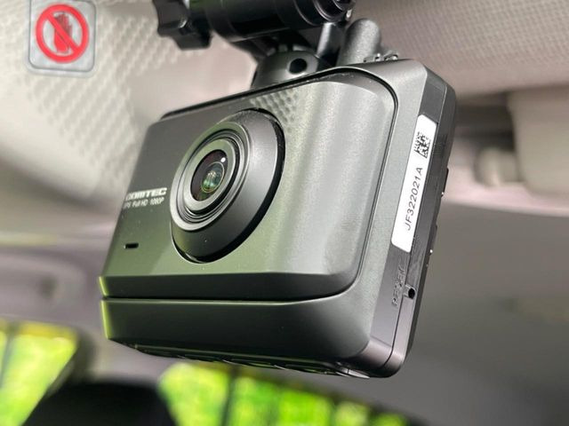 �y�h���C�u���R�[�_�[�z���S�E���S�ȃJ�[���C�t�ɕK�{�̃h���C�u���R�[�_�[�𑕔�!���s���͂������A������^�]�⎖�̂ɑ��������ۂ̏󋵂��f���ŋL�^���A����̃��X�N�ɔ����܂��B