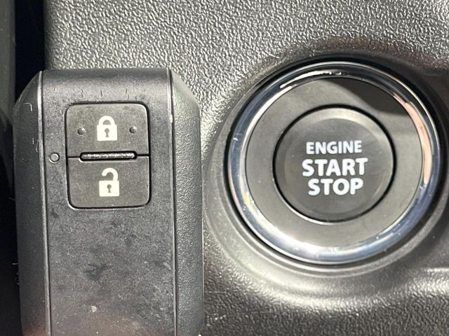 �y�L�[���X�X�^�[�g�V�X�e���z�J�o����|�P�b�g�ɓ��ꂽ�܂܂ł��h�A�̎{���E�������\�ȃX�}�[�g�L�[�𑕔��B�G���W���̃I���E�I�t�����J�M�����o���K�v����������Ƃ��Ă��֗��ł���