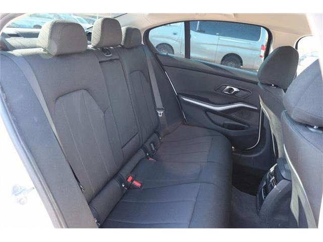 ���Ǝҗl�ւ̔̔��͂��f�肳���Ă��������܂��B �Ԍ������ԗ��̏ꍇ�́A�Ԍ����擾�������x�������z�ŕ\�����Ă���܂��B