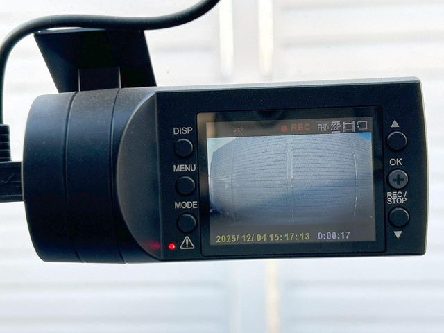 �y�h���C�u���R�[�_�[�z���S�E���S�ȃJ�[���C�t�ɕK�{�̃h���C�u���R�[�_�[�𑕔�!���s���͂������A������^�]�⎖�̂ɑ��������ۂ̏󋵂��f���ŋL�^���A����̃��X�N�ɔ����܂��B