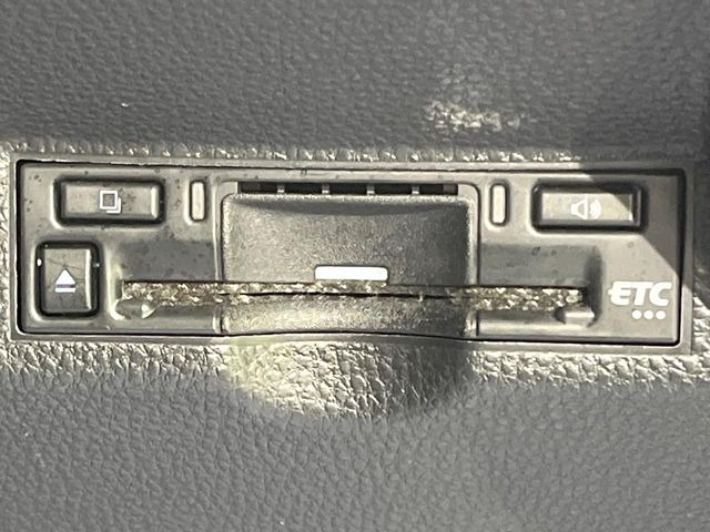 【ETC】高速道路の料金所をストレスなく通過!話題のスポットやサービスエリアに多い「スマートIC」利用時は必須のアイテムです。当店でセットアップを実施、ご納車当日からすぐにご利用いただけます!