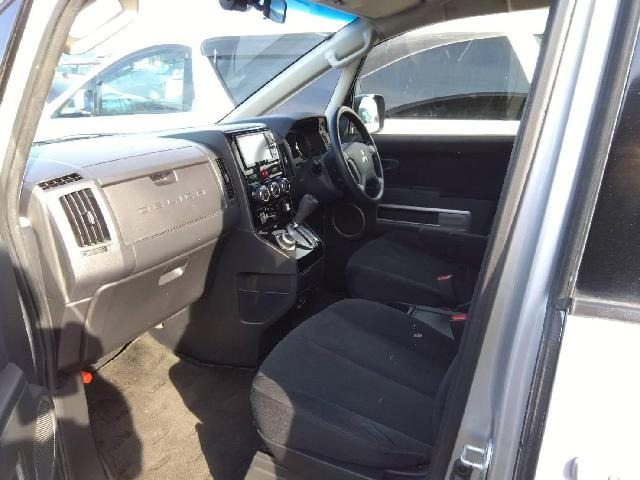 デリカD:52.4 M 4WD