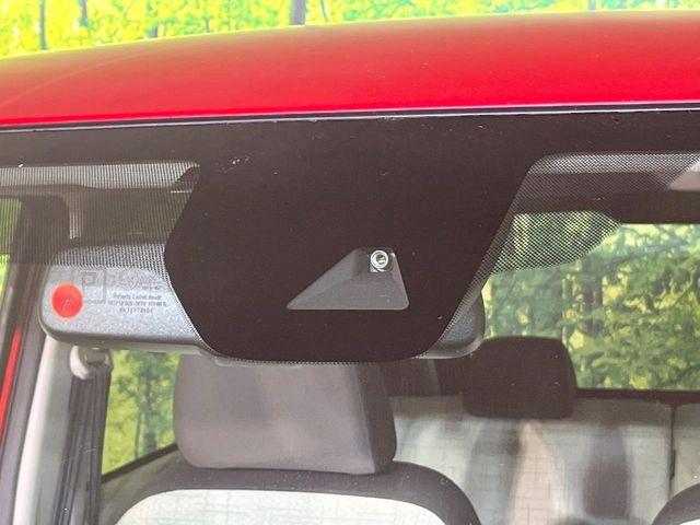 �y�C���e���W�F���g�G�}�[�W�F���V�[�u���[�L�z�t�����g�J�����őO���̎ԗ�����s�҂����m�B�Փ˂������Ȏ��͏Փ˔�Q�y���u���[�L���쓮�A�Փˉ�����T�|�[�g�B�����S�Ƀh���C�u�����y���݂��������܂��B