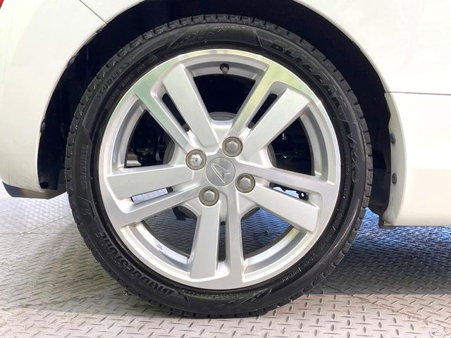 �y����16�C���`�A���~�z�C�[���z�O�ςɃ}�b�`���������A���~�z�C�[���𑕒����Ă���܂��B�e��ЊO�A���~�z�C�[����A�X�^�b�h���X�^�C�����戵�����Ă���܂��B���񂲑��k����������