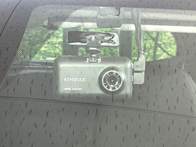 �y�h���C�u���R�[�_�[�z���S�E���S�ȃJ�[���C�t�ɕK�{�̃h���C�u���R�[�_�[�𑕔�!���s���͂������A������^�]�⎖�̂ɑ��������ۂ̏󋵂��f���ŋL�^���A����̃��X�N�ɔ����܂��B