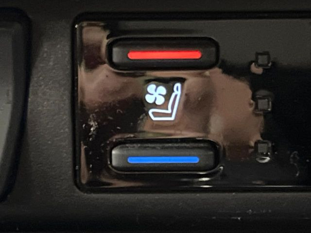 �y�V�[�g�q�[�^�[�z�������ɏd�󂷂�V�[�g�q�[�^�[!�G�A�R����葁�����܂��Ă����̂Ŋ�����̐l�����S�ł��ˁ�G�A�R���̉����͊������邩����A�Ƃ������ɂ����������߂ł��B