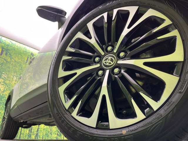 �y����18�C���`�A���~�z�C�[���z�O�ςɃ}�b�`���������A���~�z�C�[���𑕒����Ă���܂��B�e��ЊO�A���~�z�C�[����A�X�^�b�h���X�^�C�����戵�����Ă���܂��B���񂲑��k����������