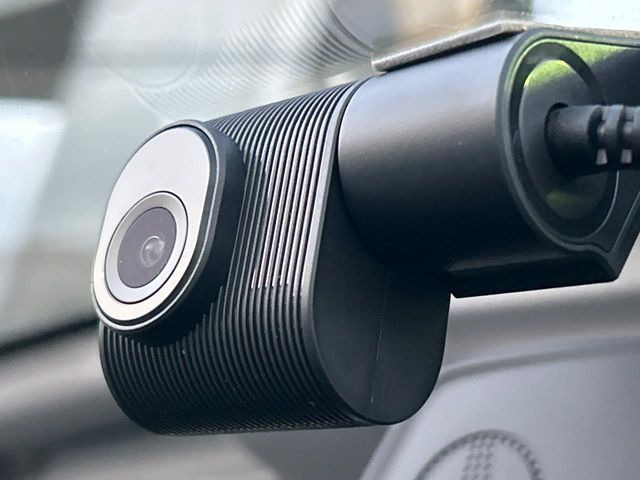 �y�h���C�u���R�[�_�[�z���S�E���S�ȃJ�[���C�t�ɕK�{�̃h���C�u���R�[�_�[�𑕔�!���s���͂������A������^�]�⎖�̂ɑ��������ۂ̏󋵂��f���ŋL�^���A����̃��X�N�ɔ����܂��B