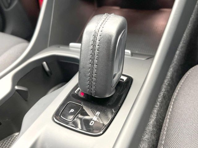 ��MT���[�h�t��AT:�ʏ�͎����ł����Ȃ���ϑ�(�M�A�`�F���W)���h���C�o�[�̑���ɂ���ĈӐ}�I�ɕς�����V�X�e���ł��B����w���i�̃h���C�u�����y���݂��������܂�!