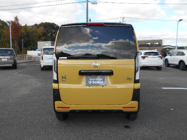 N-BOXジョイ 2トーン