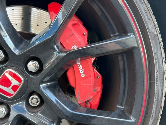 �y�u�����{���L�����p�[�z�n�C�p���[�ԗ��ɂ͋��͂ȃu���[�L���K�{!���E�̃X�[�p�[�J�[�ɂ��̗p�����C�^���A�̍������[�J�[�u�u�����{�v�𑕒�!�F�N�₩�ȃL�����p�[���X�|�[�e�B�Ȉ�ۂ��������Ă܂���