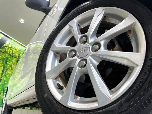 �y����14�C���`�A���~�z�C�[���z�O�ςɃ}�b�`���������A���~�z�C�[���𑕒����Ă���܂��B�e��ЊO�A���~�z�C�[����A�X�^�b�h���X�^�C�����戵�����Ă���܂��B���񂲑��k����������