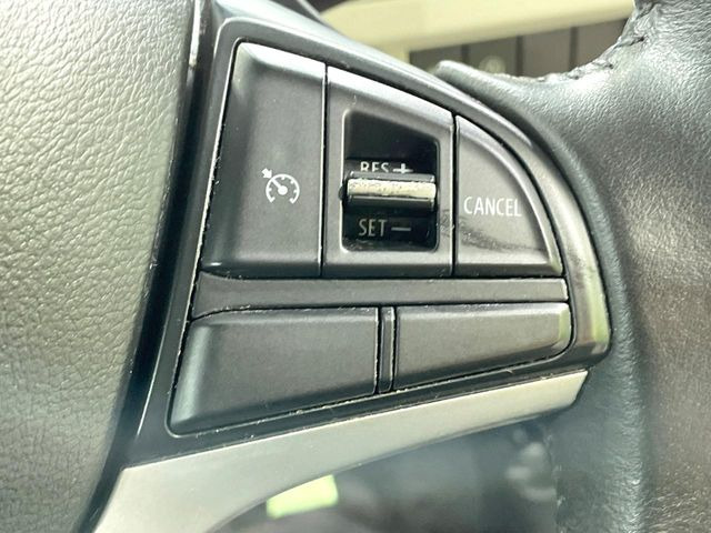 �y�N���[�Y�R���g���[���z�������H�����N���N���s�B�A�N�Z���𗣂��Ă���葬�x�ő��s���ł��A�������^�]���̕��S���y��!�����E�������ȒP�ȃX�C�b�`����Œ����ł��܂��B