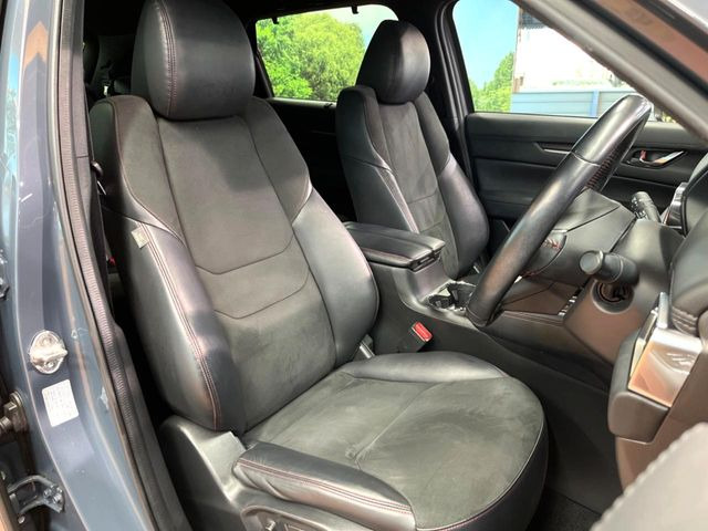 �y�n�[�t���U�[�V�[�g�z�������ƍ���S�n�𗼗������l�C�̃V�[�g���w�ʁE���ʂ̃t�@�u���b�N�f�ނ́A�ʋC���̗ǂ��⊊��ɂ����ɗD��Ă��܂��B�C���╞���ɍ��E���ꂸ���K�ɂ���肢�������܂��B