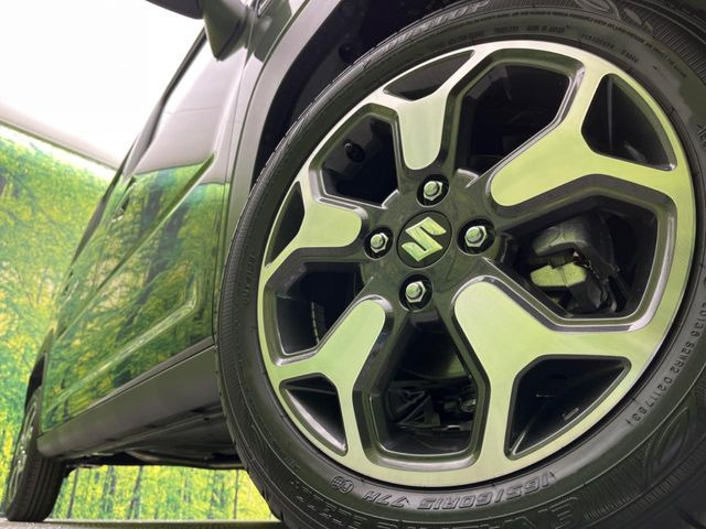 �y����15�C���`�A���~�z�C�[���z�O�ςɃ}�b�`���������A���~�z�C�[���𑕒����Ă���܂��B�e��ЊO�A���~�z�C�[����A�X�^�b�h���X�^�C�����戵�����Ă���܂��B���񂲑��k����������