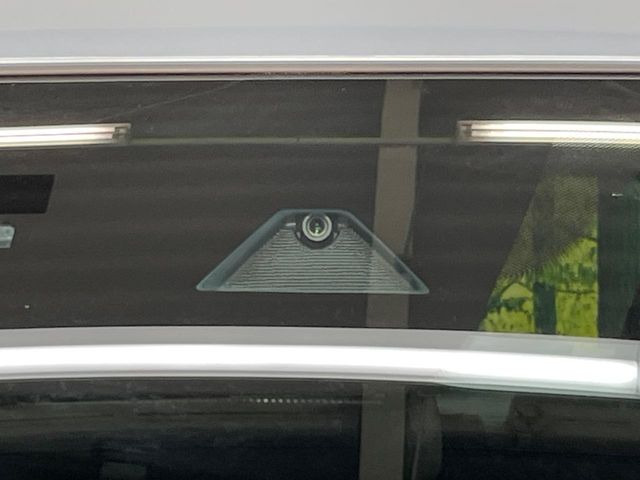 �y�X�}�[�g�V�e�B�u���[�L�T�|�[�g�z�ᑬ���s���ɑO���̎ԗ�����F�����A�Փ˂������Ȏ��͌x��ƃu���[�L�ŏՓˉ���Ɣ�Q�y�����A�V�X�g�B�����S�Ƀh���C�u�����y���݂��������܂��B