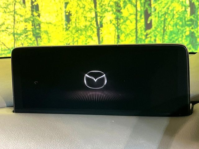 �y�}�c�_�R�l�N�g�i�r�z�ԓ��̕��͋C�Ƀ}�b�`������̌^�^�C�v�̃i�r�B�e����q�ݒ��Bluetooth�Đ����A�l�X�ȋ@�\���y���߂܂��B�����I�ȃ_�C�������삪�\�ŁA�g��������ǍD�ł��B