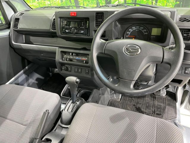 �O���[�v���݌ɐ���30,000��!!�S���̌n��X���烁�[�J�[�E�Ԏ��킸���Љ�o����̂ŁA���Ȃ��Ƀs�b�^���̂��Ԃ�������͂��ł���܂��͂��₢���킹��������