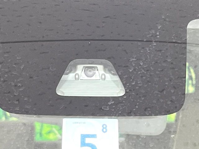 �y�X�}�[�g�A�V�X�g�z���s���ɑO���̎ԗ�����F�����A�Փ˂������Ȏ��͌x��ƃu���[�L�ŏՓˉ���Ɣ�Q�y�����A�V�X�g�B�����S�Ƀh���C�u�����y���݂��������܂��B