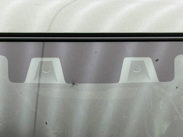 �y�X�Y�L �Z�[�t�e�B�T�|�[�g�z���s���ɑO���̎ԗ�����F�����A�Փ˂������Ȏ��͌x��ƃu���[�L�ŏՓˉ���Ɣ�Q�y�����A�V�X�g�B�����S�Ƀh���C�u�����y���݂��������܂��B