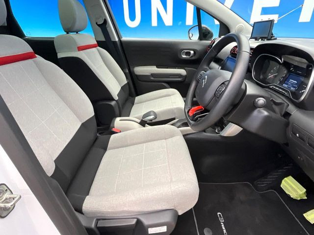 ���V�[�g�̎g�p��:�j��E�ւ�������Ȃ��A�����̒ʂ肫�ꂢ�ȏ�Ԃ��ێ����Ă���܂��B�܂��A�����N���[�j���O�E�R�[�e�B���O�����p�����������܂��B