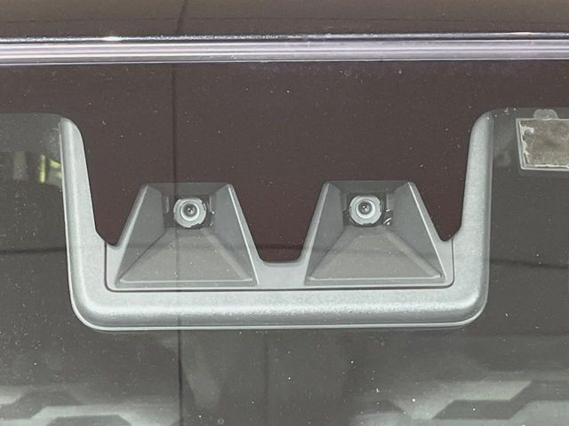 �y�X�}�[�g�A�V�X�g�z���s���ɑO���̎ԗ�����F�����A�Փ˂������Ȏ��͌x��ƃu���[�L�ŏՓˉ���Ɣ�Q�y�����A�V�X�g�B�����S�Ƀh���C�u�����y���݂��������܂��B