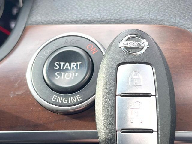 �y�X�}�[�g�L�[�z�J�o����|�P�b�g�ɓ��ꂽ�܂܂ł��h�A�̎{���E�������\�ȃX�}�[�g�L�[�𑕔��B�G���W���̃I���E�I�t�����J�M�����o���K�v����������Ƃ��Ă��֗��ł���