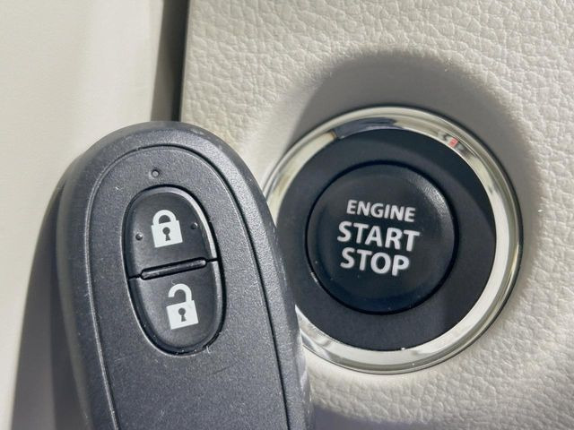 �y�L�[���X�X�^�[�g�V�X�e���z�J�o����|�P�b�g�ɓ��ꂽ�܂܂ł��h�A�̎{���E�������\�ȃX�}�[�g�L�[�𑕔��B�G���W���̃I���E�I�t�����J�M�����o���K�v����������Ƃ��Ă��֗��ł���