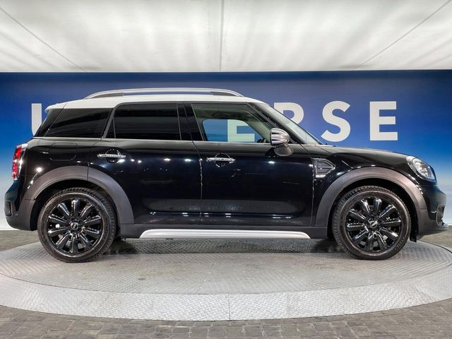 ●YANASEオートシステムズとの提携によって実現した高品質修理ネットワーク!大切なお車だから、万が一の修理でも「純正品質」をご提供。当店でご購入いただくお車にはメリットが数多くあります