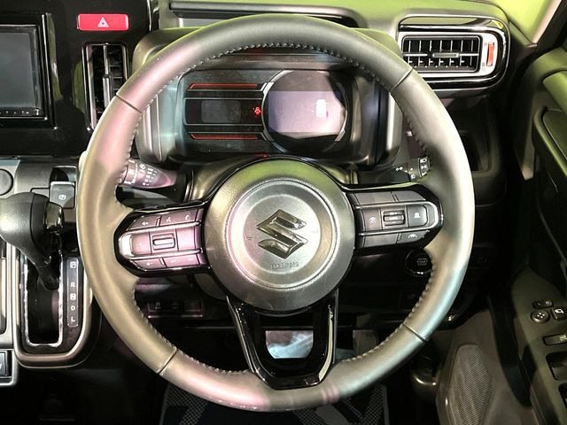 �y�����v�����X�e�A�����O�z�㎿�Ȋv���g�p���邱�ƂŁA��ɂ����������݂ƂĂ��^�]���₷���n���h���ł���