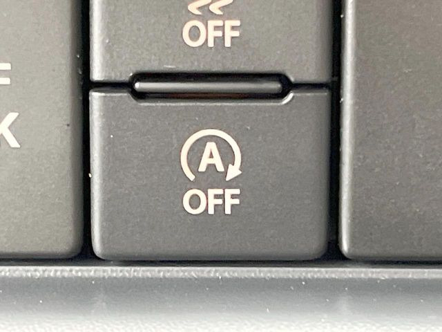 �y�A�C�h�����O�X�g�b�v�z�ԐM����a�؂Œ�Ԃ����ۂɃG���W�����~���A���ʂȔR���̏����}���܂��B�R��������ی�ɂȂ���@�\��G���W���̓u���[�L�𗣂��΍Ďn�����܂��B