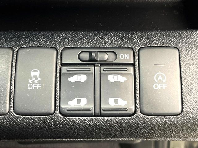 �y�����p���[�X���C�h�h�A�z�X�}�[�g�L�[��^�]�Ȃ̃X�C�b�`�Ō�ȗ����X���C�h�h�A�̊J���\���d��������͂����ăh�A���J����K�v�������A�����Ȃ��q�l�ł��ȒP�ɊJ���߂ł����K�ł���