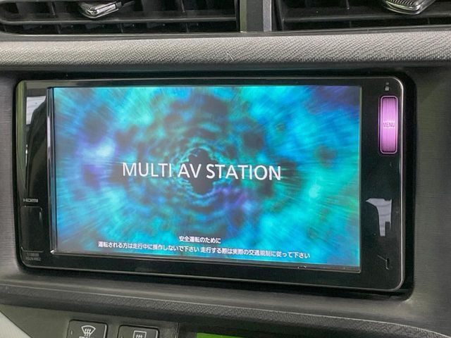 �y�����i�r�z�l�C�̏����i�r�𑕔����Ă���܂��B�i�r�̎g���₷���͂������A�I�[�f�B�I�@�\���[��!�L�����v�◷�s�͂������A�ʋ΂┃�����ȂǕ��i�̃h���C�u���y�����Ȃ�͂���