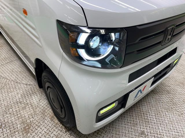 �yLED�w�b�h���C�g�z���V����ԑ��s�����ǍD�Ȏ��E���m�ۂ����S���ĉ^�]�ł��鍂�P�xLED�w�b�h���C�g�𑕔�!�_�����x�������A����d�͂��}�����Ă��܂��B